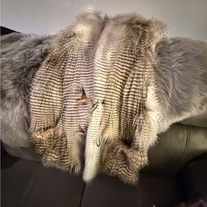 VEST 🦅 RARE COLLECTORS EDITION SPIRITHOODS ALASKAN HAWK HOODED FAUX FUR VEST